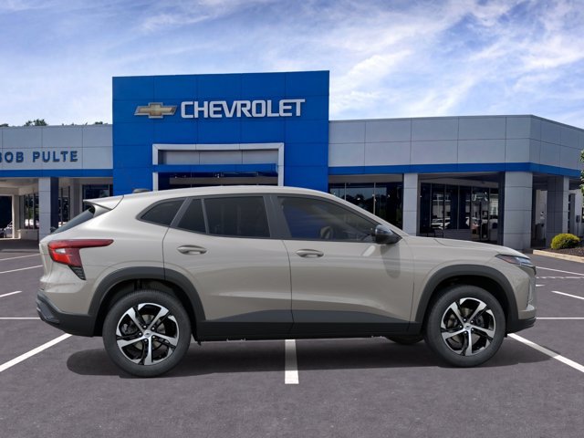 New 2026 Chevrolet Trax RS w/ Driver Confidence Package FWD image 5