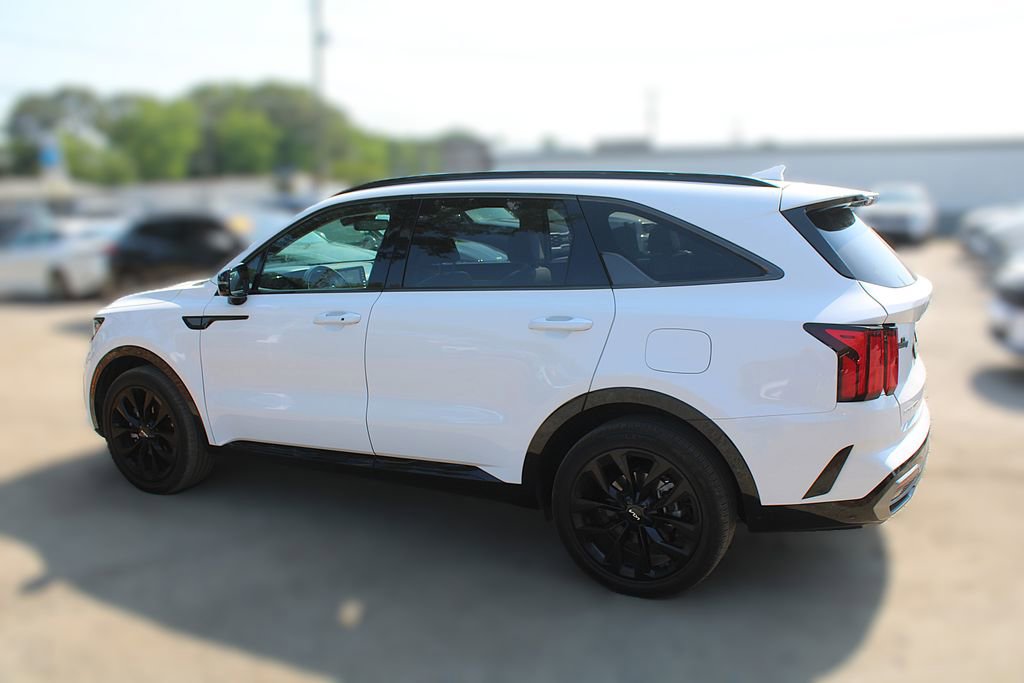 Certified 2023 Kia Sorento SX FWD image 14