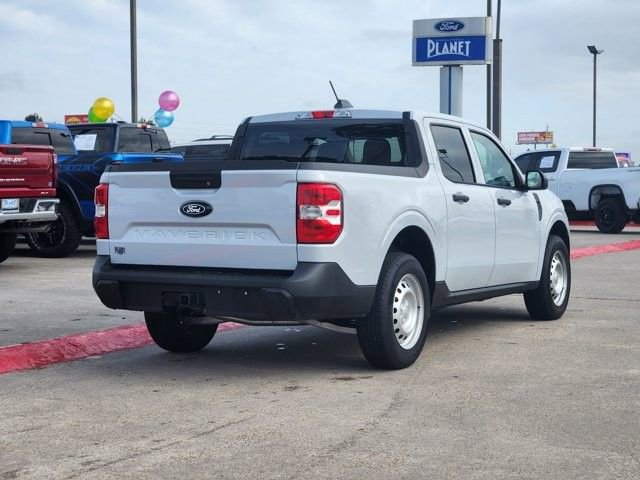 Used 2025 Ford Maverick XL w/ Equipment Group 102A image 5