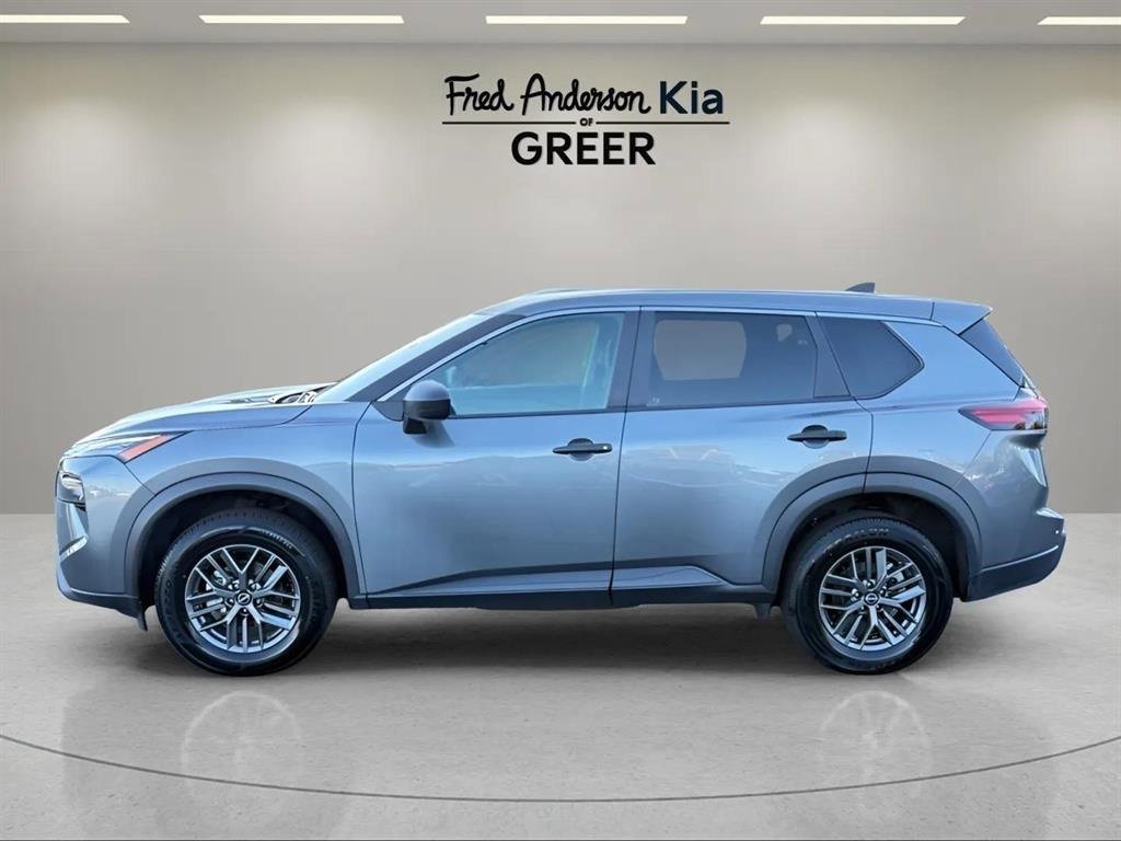 Used 2024 Nissan Rogue S image 6