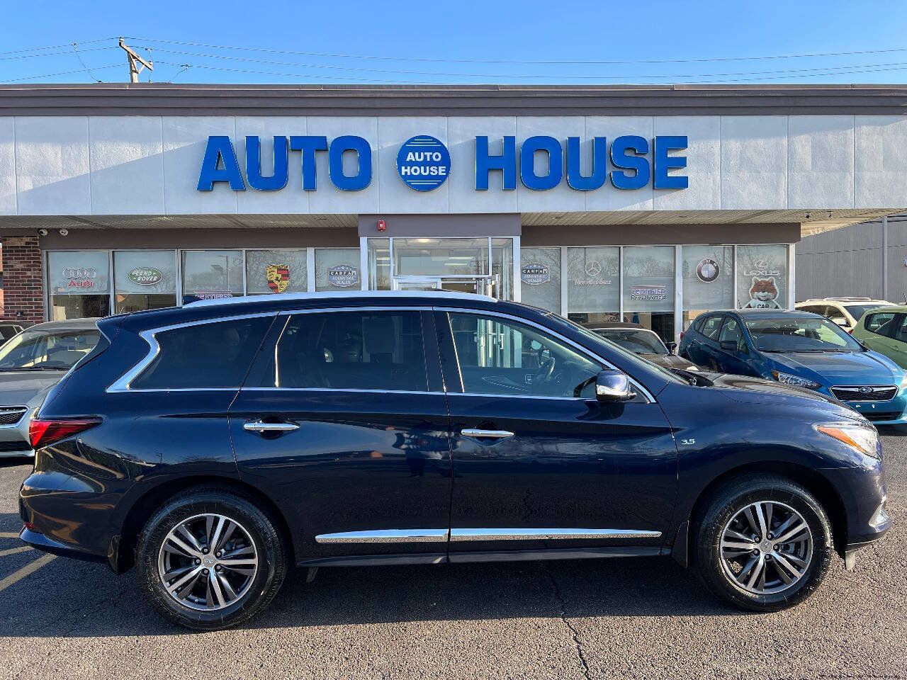 Used 2017 INFINITI QX60 Luxe w/ Premium Plus Package AWD/4WD image 8