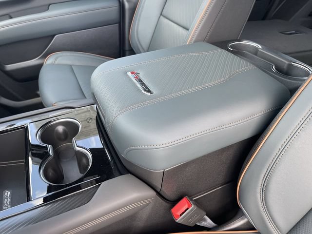 New 2026 GMC Yukon AT4 w/ AT4 Premium Plus Package AWD/4WD image 21