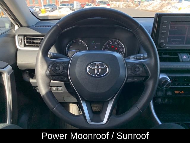 Used 2022 Toyota RAV4 XLE w/ Convenience Package image 18
