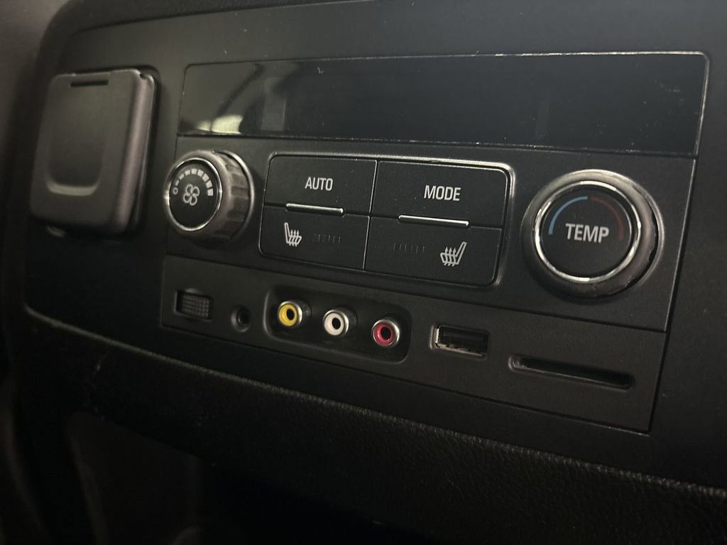 Used 2015 Chevrolet Suburban LTZ AWD/4WD image 29