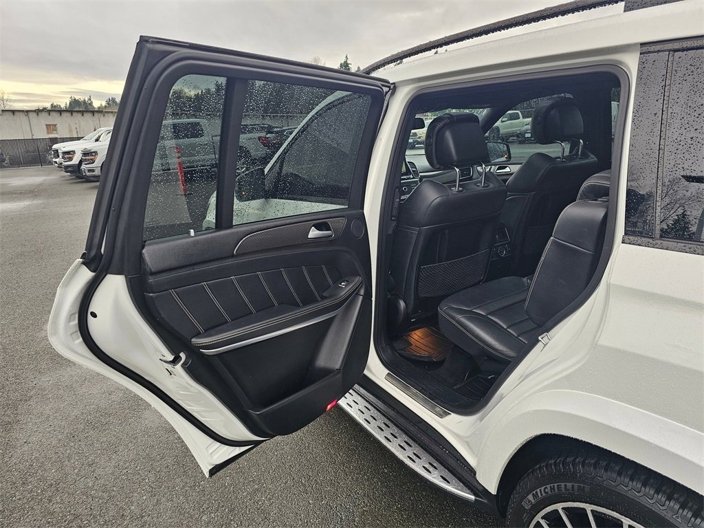 Used 2017 Mercedes-Benz GLS 63 AMG 4MATIC w/ AMG Night Styling Package image 25