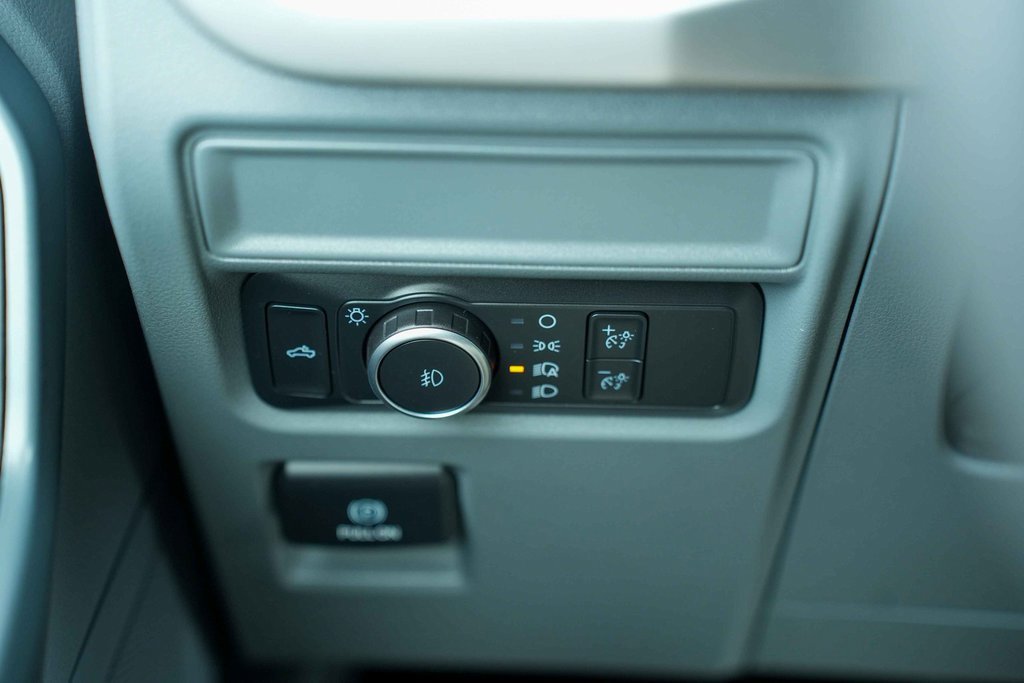 Used 2022 Ford F150 XLT w/ XTR Package image 25