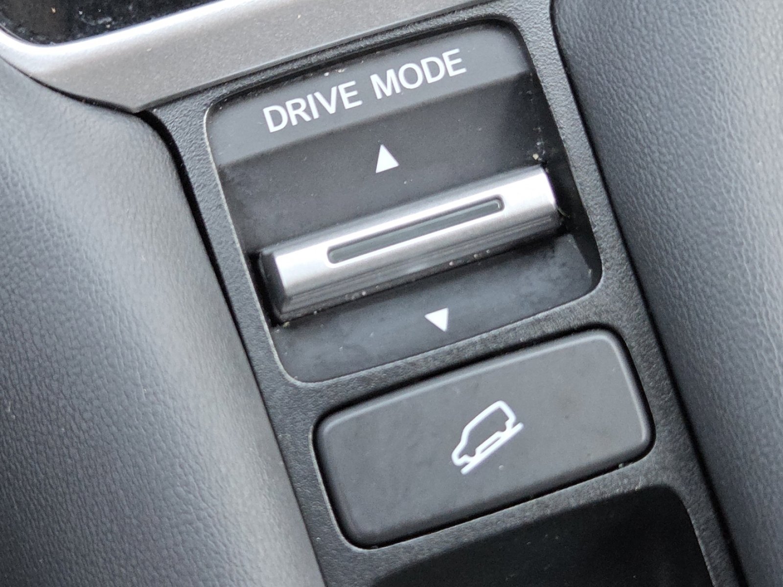 Certified 2024 Honda HR-V Sport image 8