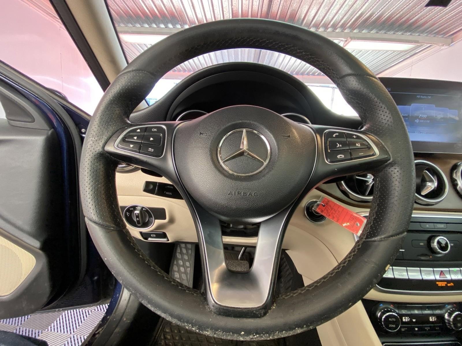 Used 2018 Mercedes-Benz GLA 250 4MATIC image 24