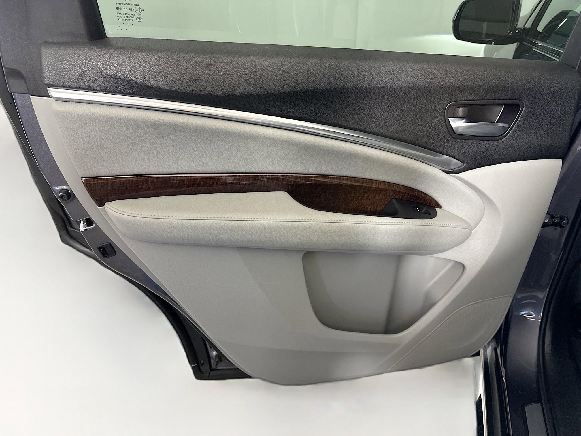 Used 2018 Acura MDX FWD w/ Technology Package image 27