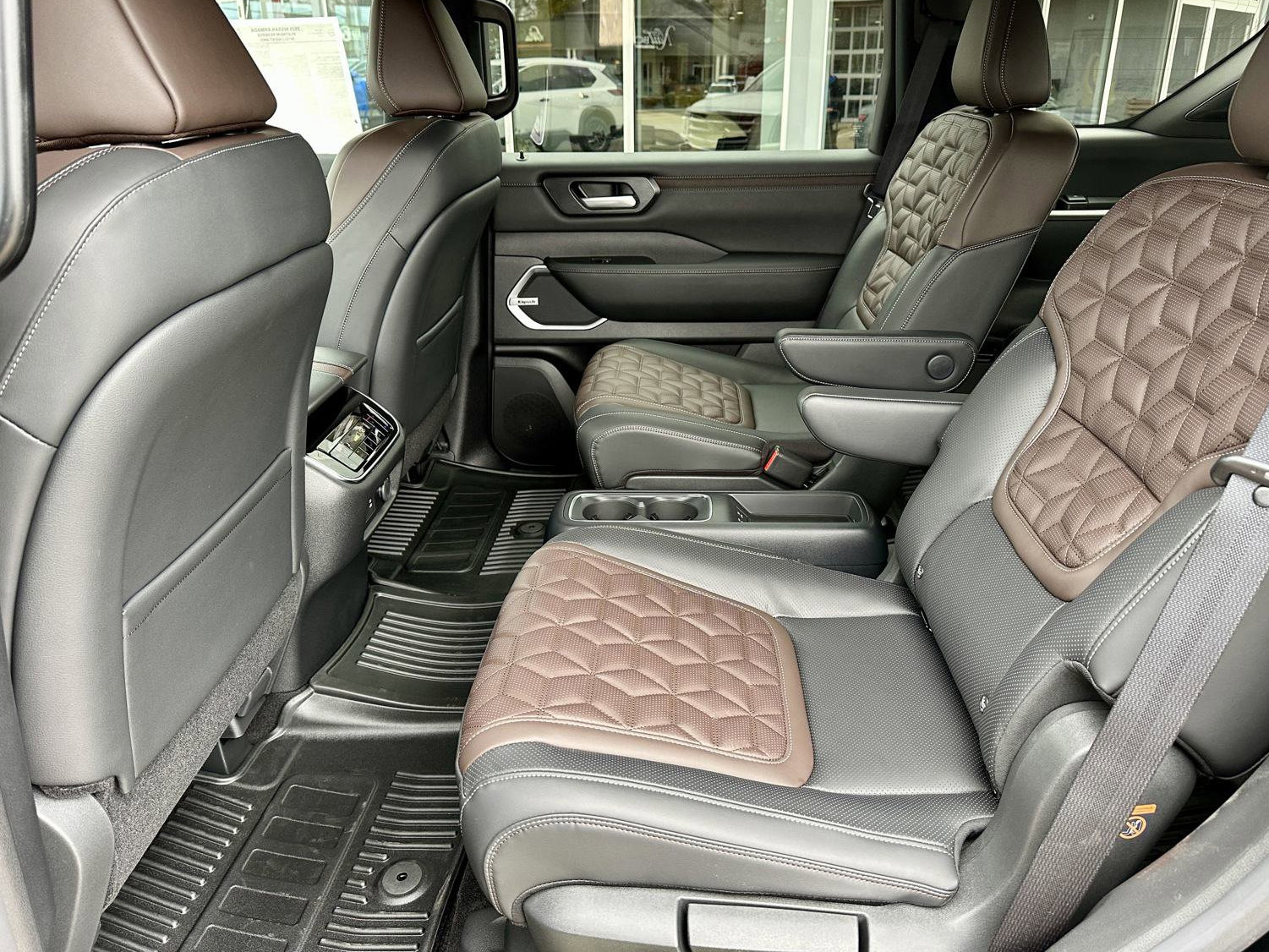 New 2026 Nissan Armada Platinum Reserve image 35