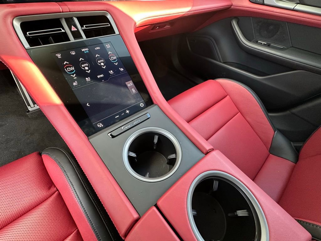 Used 2025 Porsche Taycan 4S image 26