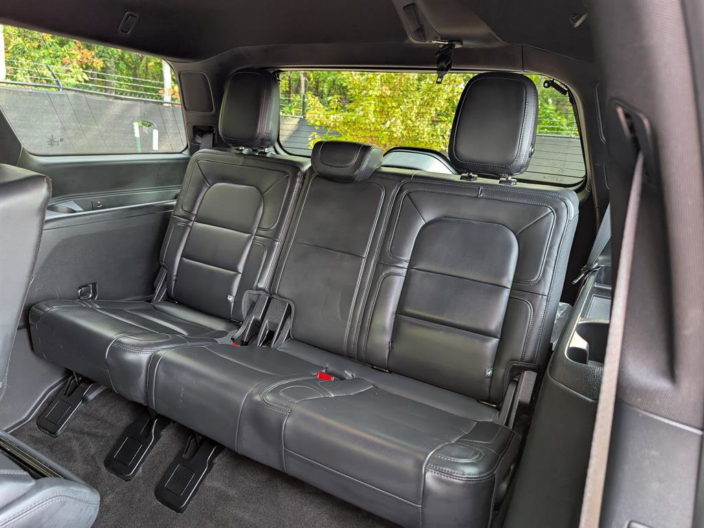 Used 2022 Lincoln Navigator Reserve image 27