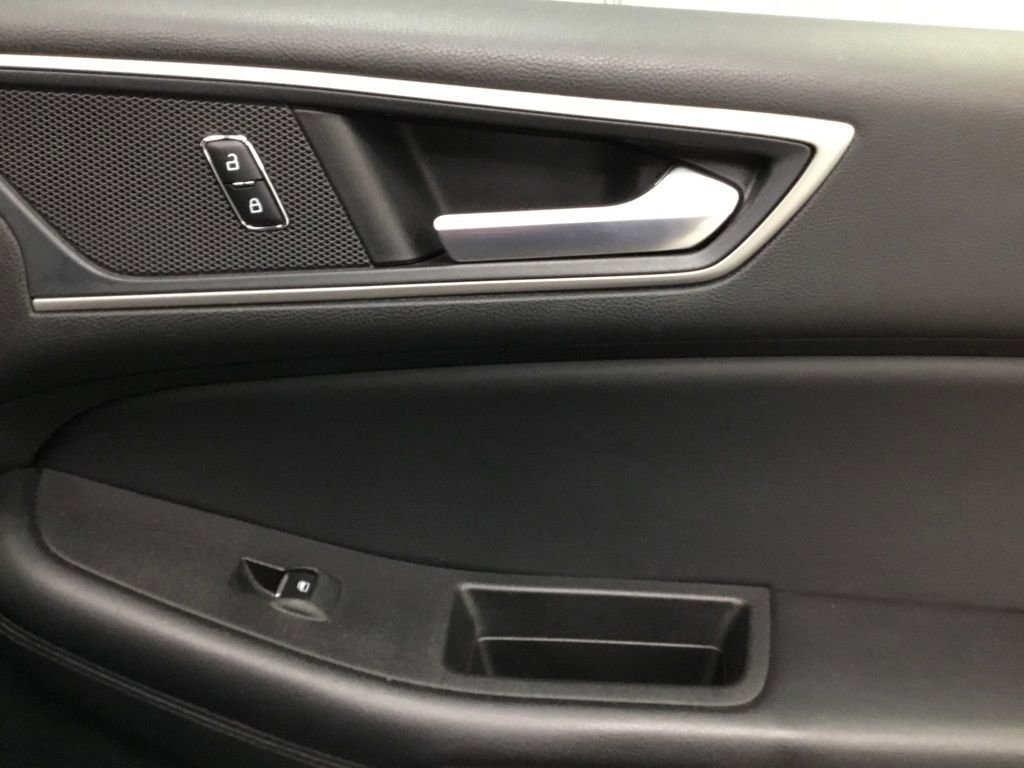 Used 2023 Ford Edge SEL image 23