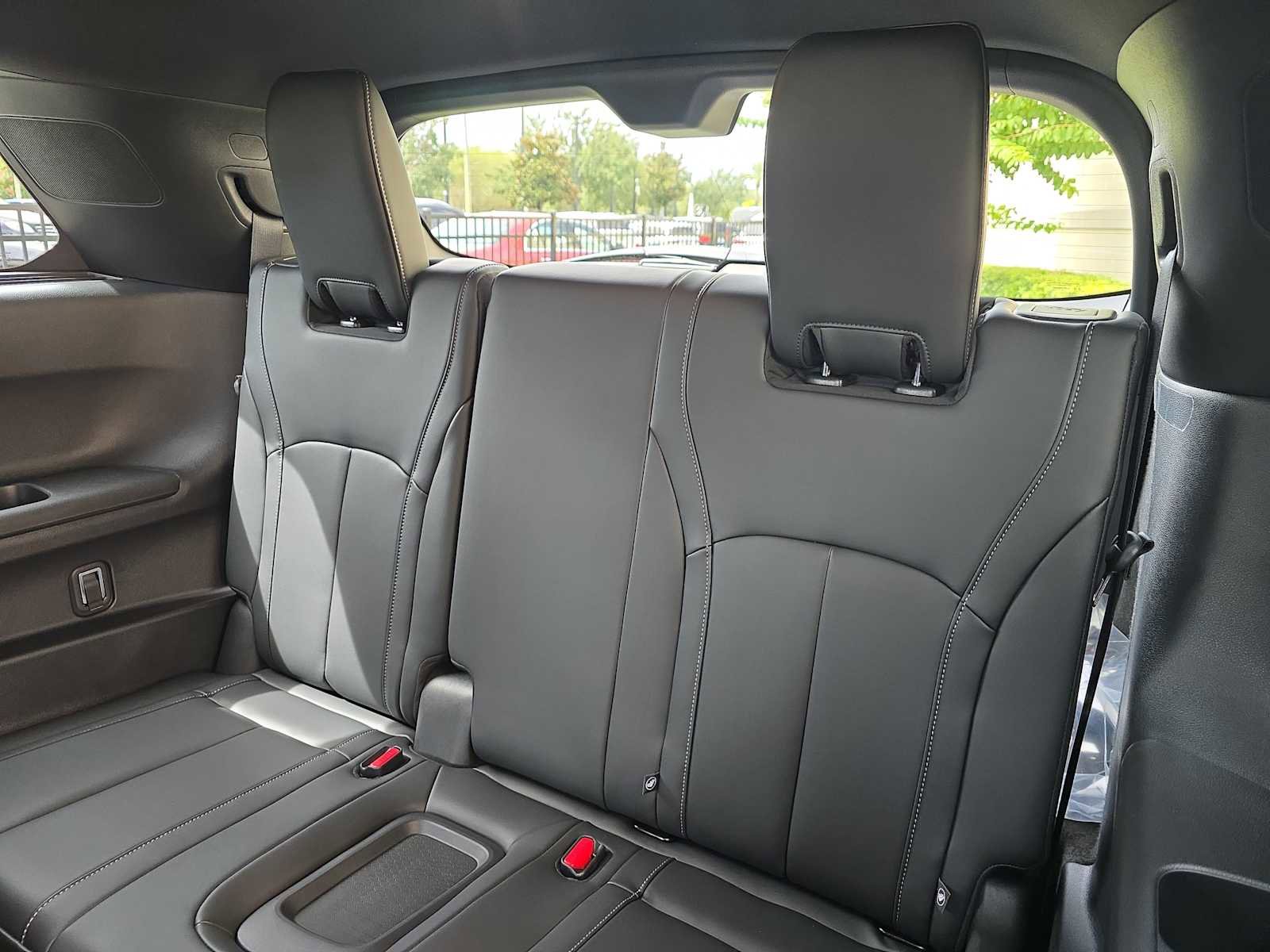 New 2026 INFINITI QX60 Autograph w/ Dark Cargo Package image 13