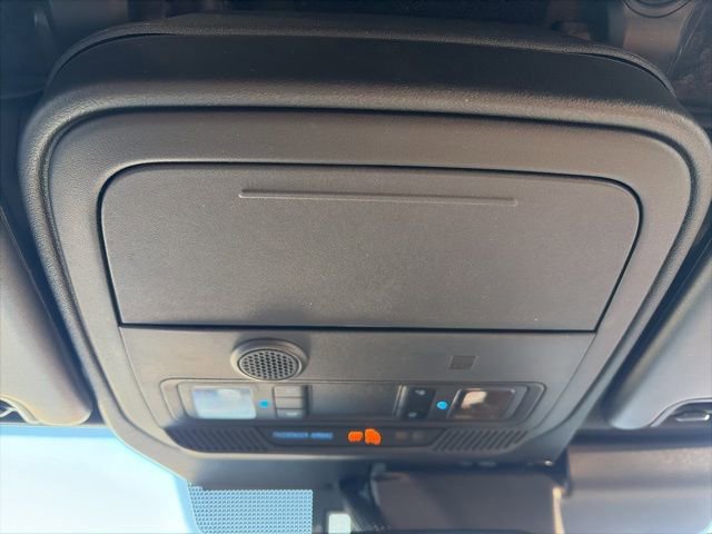 New 2025 Ford Bronco Outer Banks w/ Sasquatch Package image 25