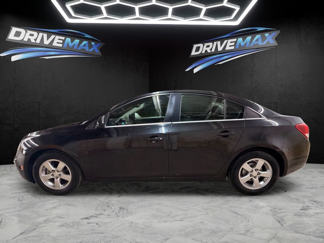 Used 2016 Chevrolet Cruze LT FWD image 8