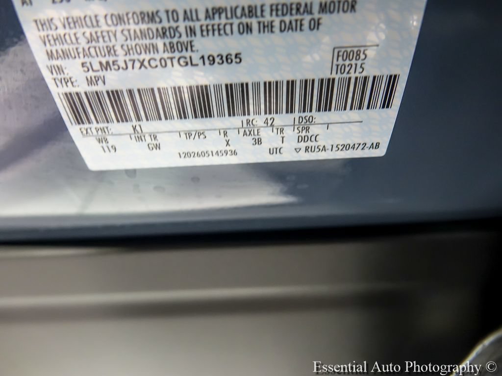Used 2026 Lincoln Aviator Reserve AWD/4WD image 33