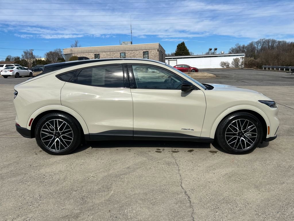 Used 2025 Ford Mustang Mach-E Premium image 13