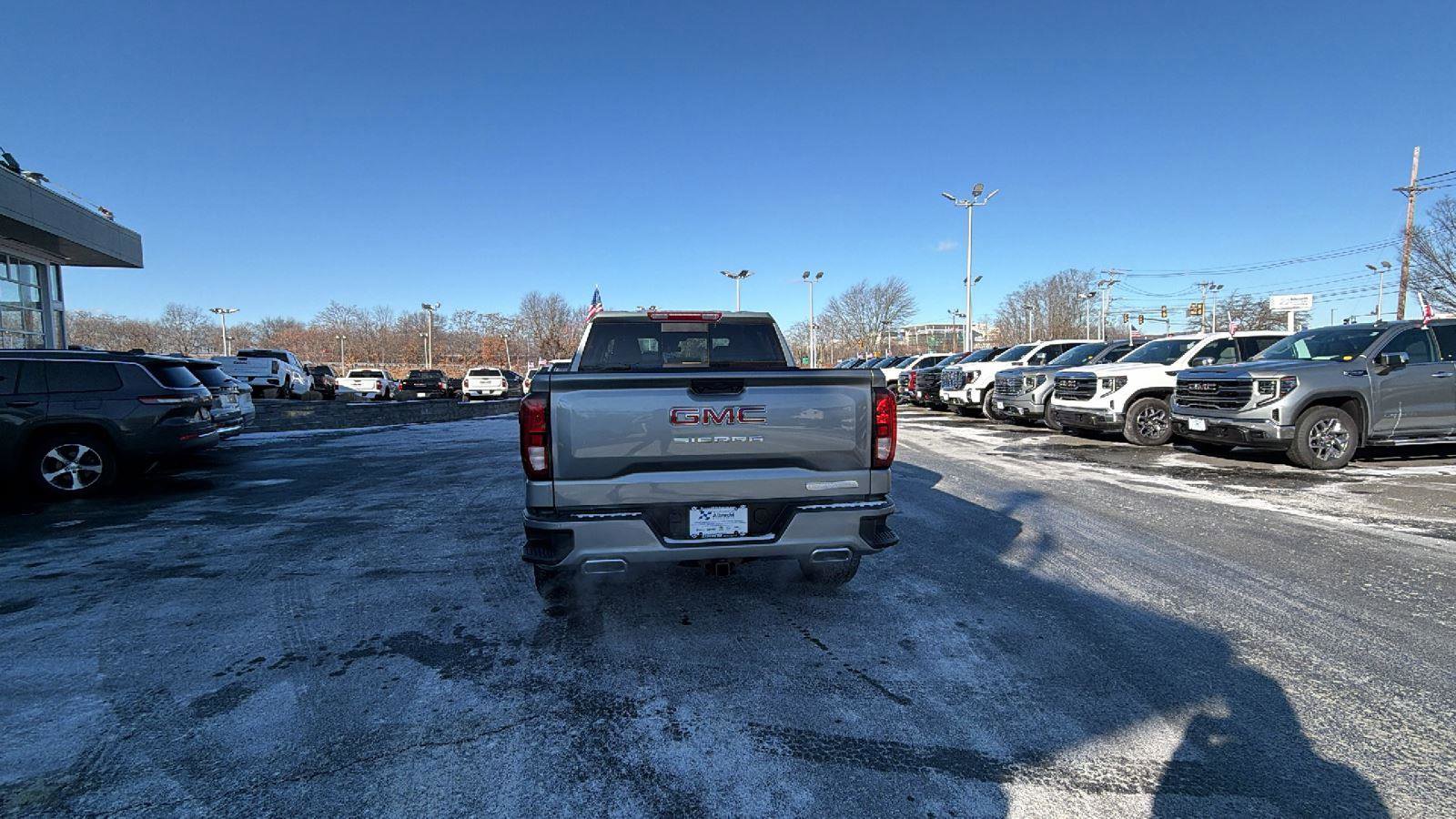 New 2026 GMC Sierra 1500 Elevation image 6