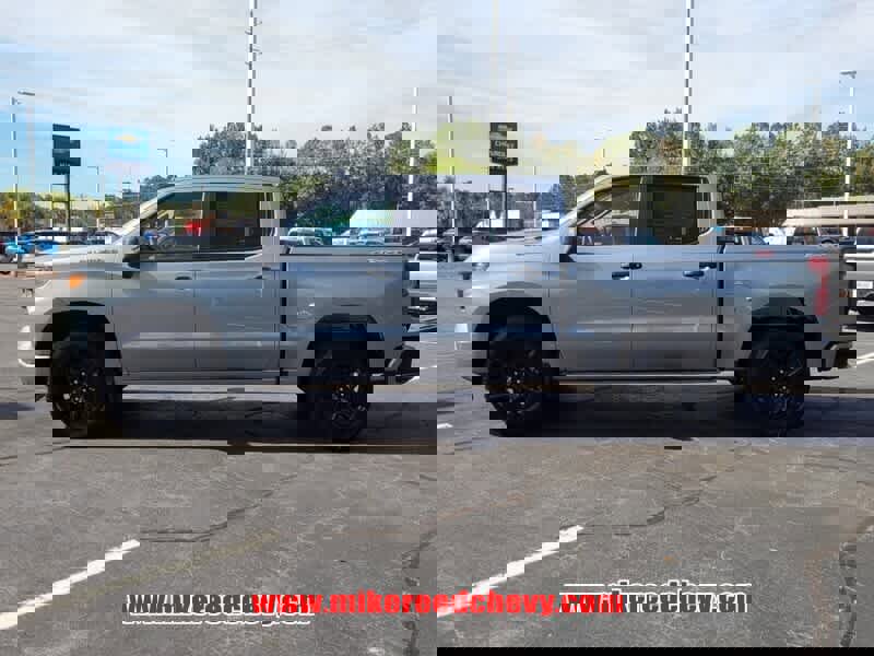 New 2026 Chevrolet Silverado 1500 Custom image 4