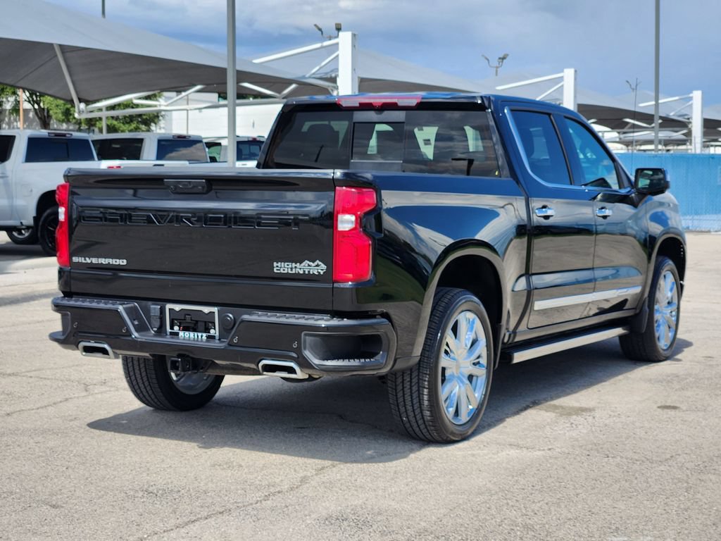 Certified 2025 Chevrolet Silverado 1500 High Country w/ High Country Premium Package AWD/4WD image 5