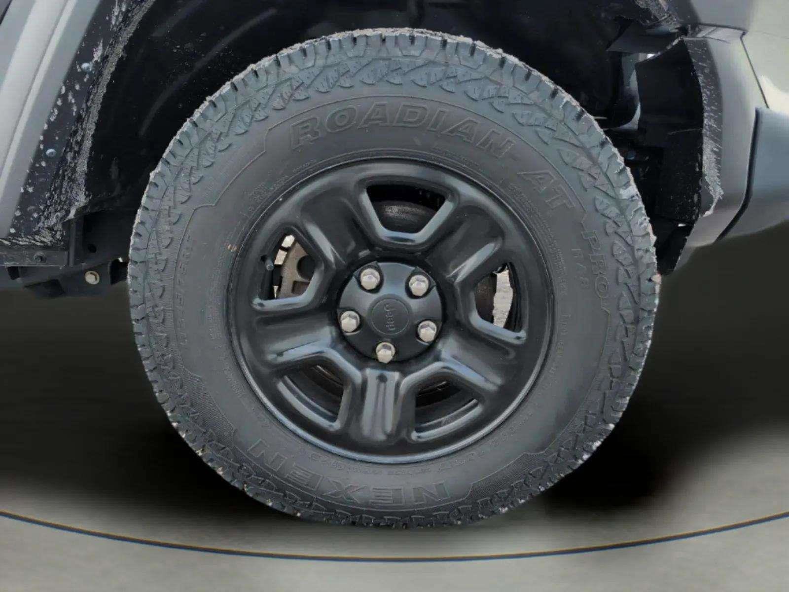 Used 2022 Jeep Wrangler Unlimited Sport image 20