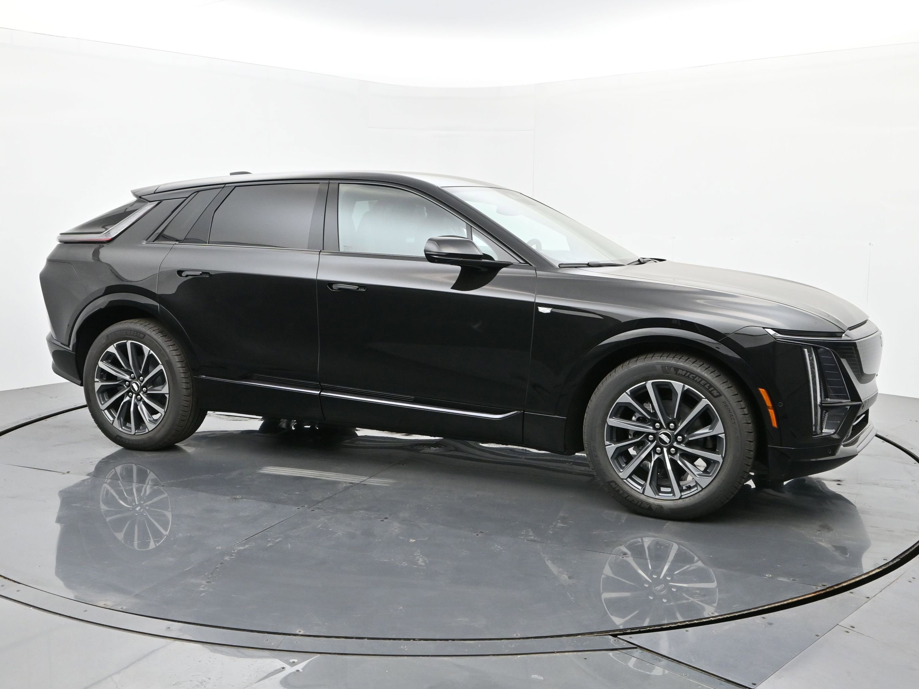 New 2025 Cadillac Lyriq Sport w/ LPO, Floor Liner Package image 7