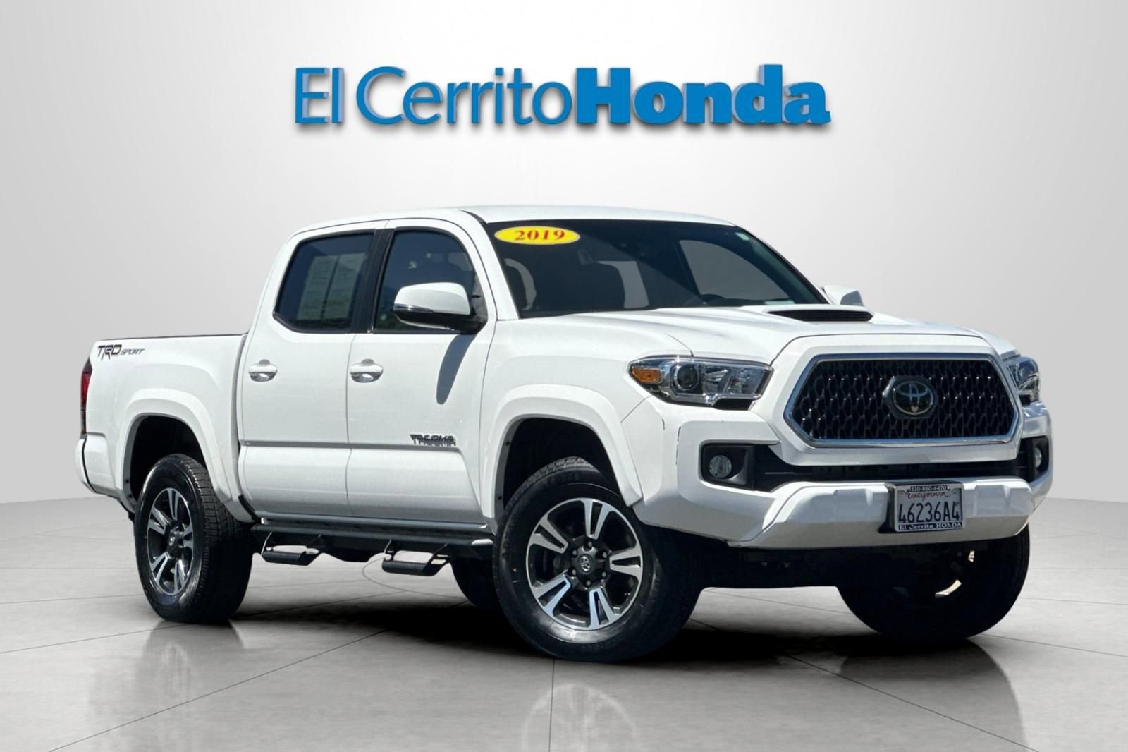 Used 2019 Toyota Tacoma TRD Sport w/ Technology Package image 1
