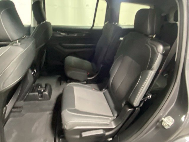 Used 2023 Jeep Grand Cherokee L Laredo w/ Luxury Tech Group I AWD/4WD image 13