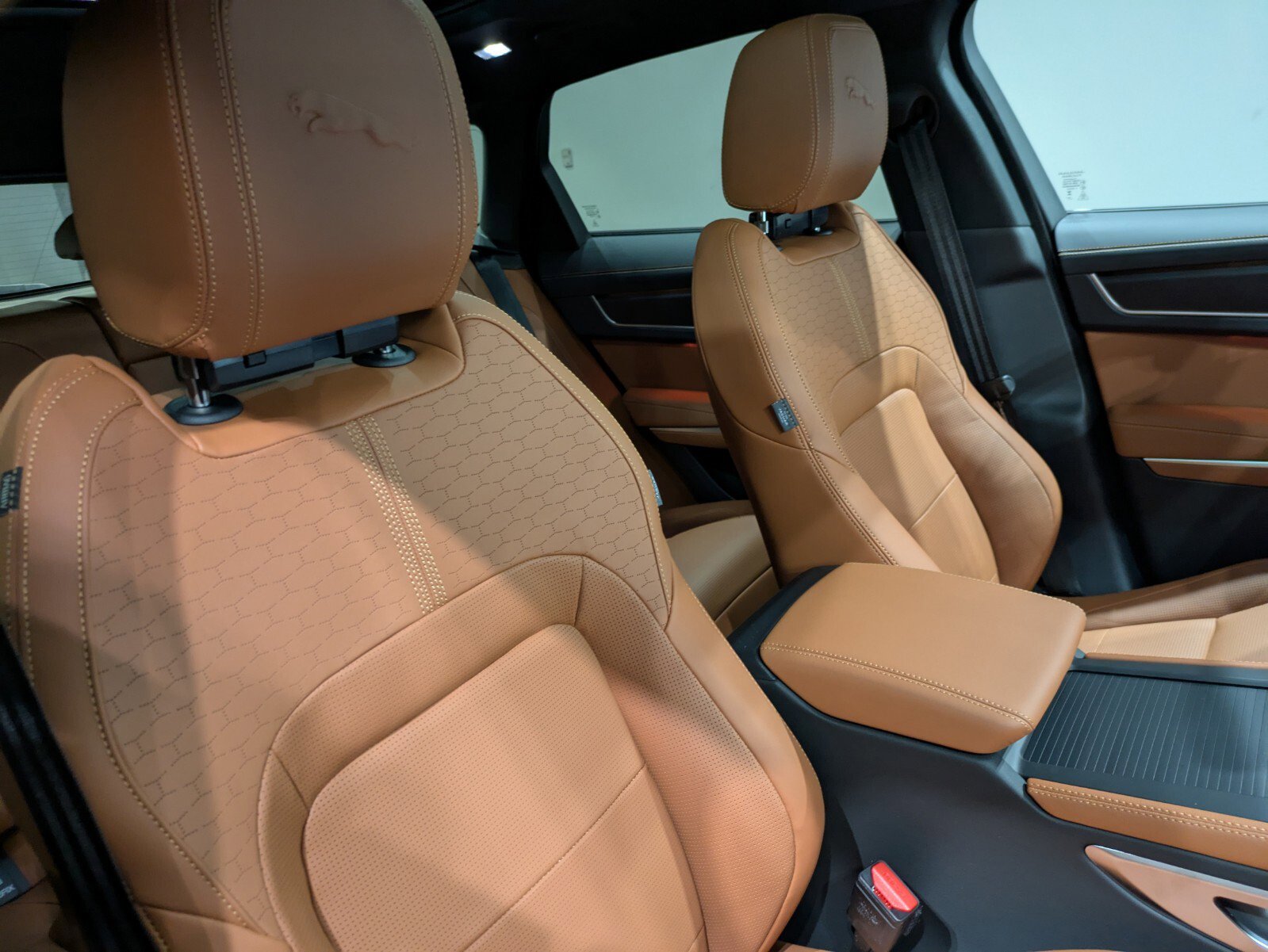 New 2026 Jaguar F-PACE R-Dynamic S image 23