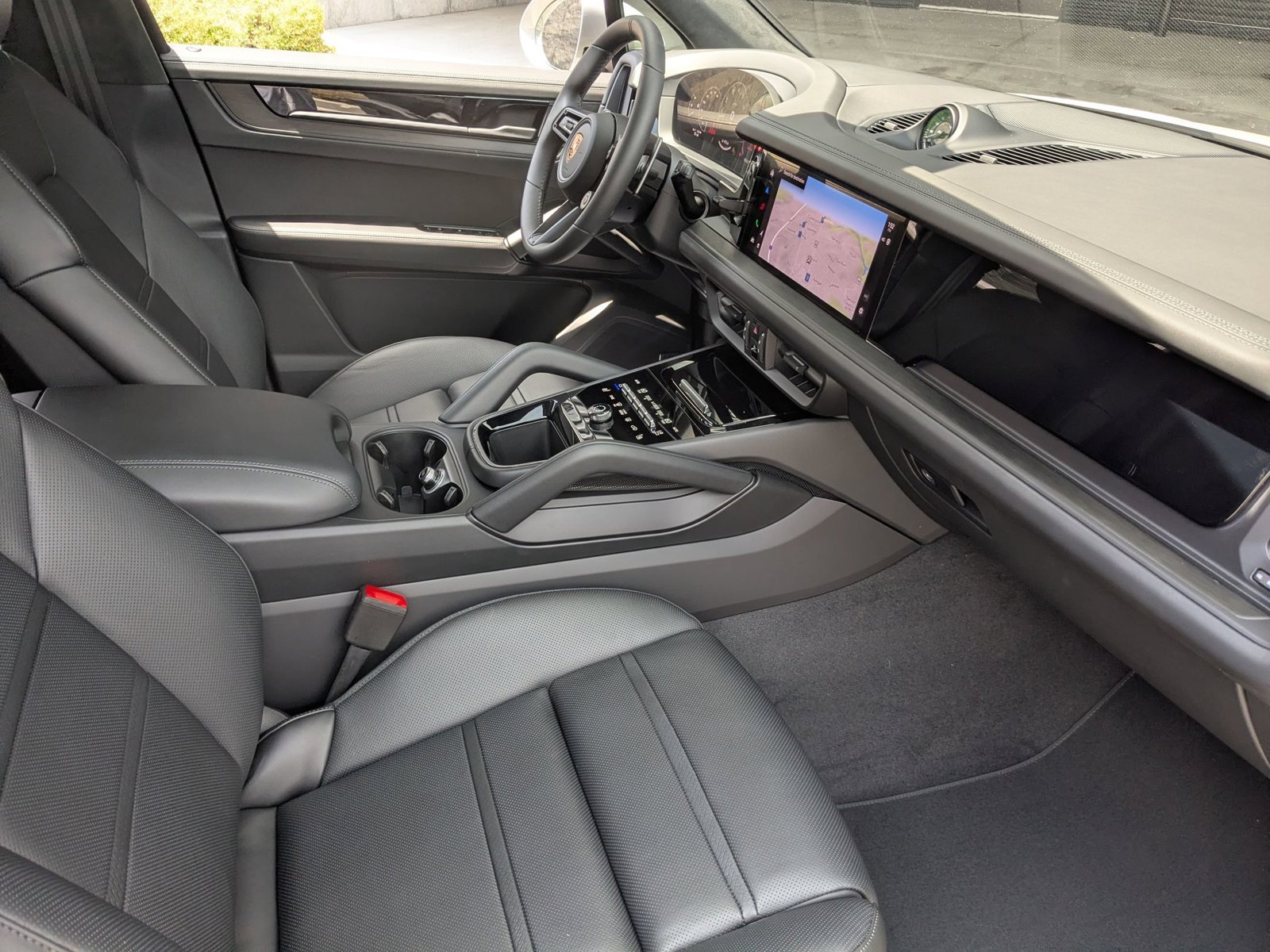 New 2026 Porsche Cayenne GTS AWD/4WD image 27