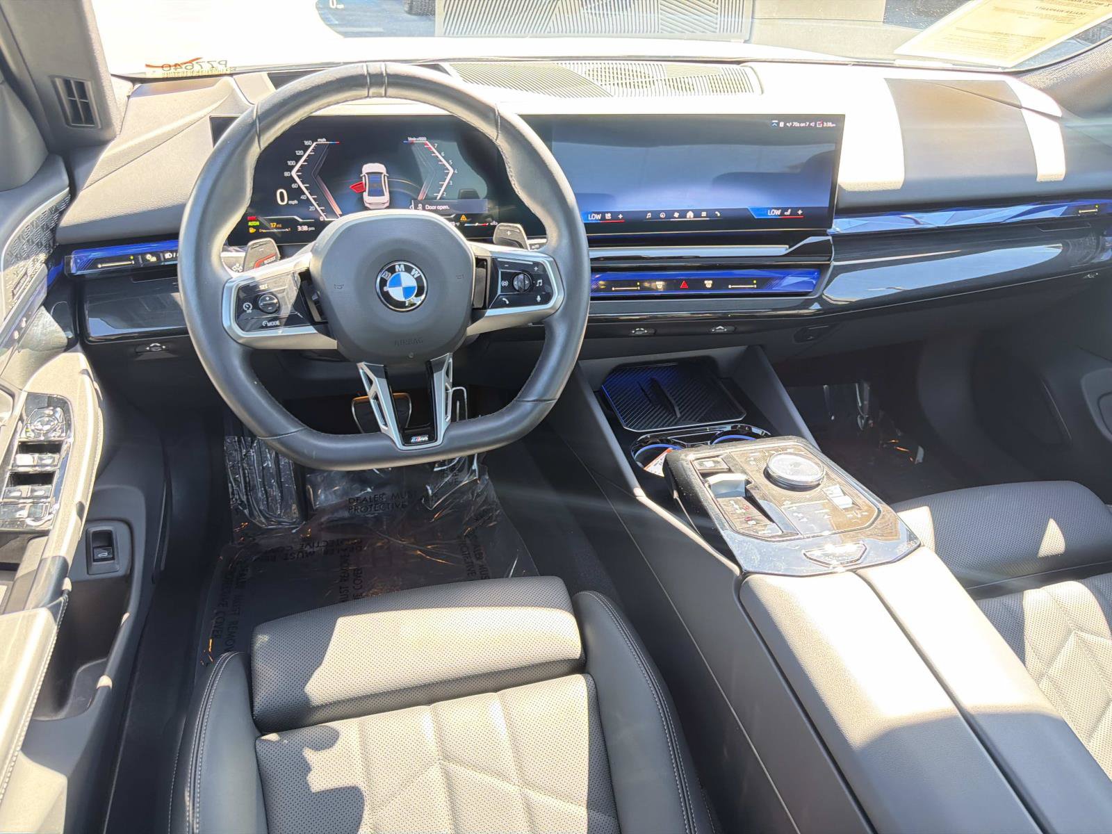 Used 2026 BMW 540i xDrive w/ M Sport Package AWD/4WD image 7