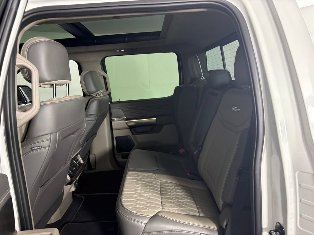 Used 2025 Ford F350 Platinum w/ Platinum Plus Package AWD/4WD image 27