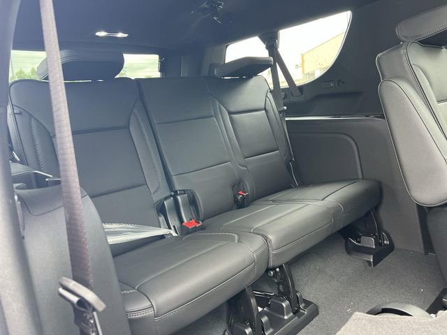 New 2026 GMC Yukon XL Denali w/ Sun & Power Step Package image 33