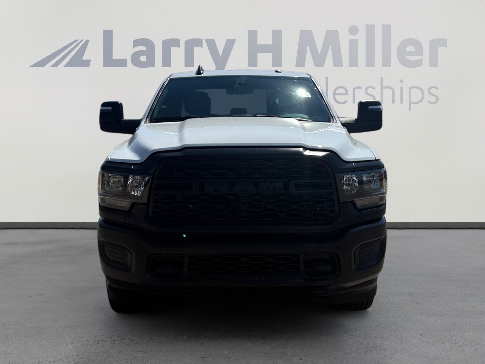 Used 2024 RAM 2500 Tradesman w/ Protection Group AWD/4WD image 8
