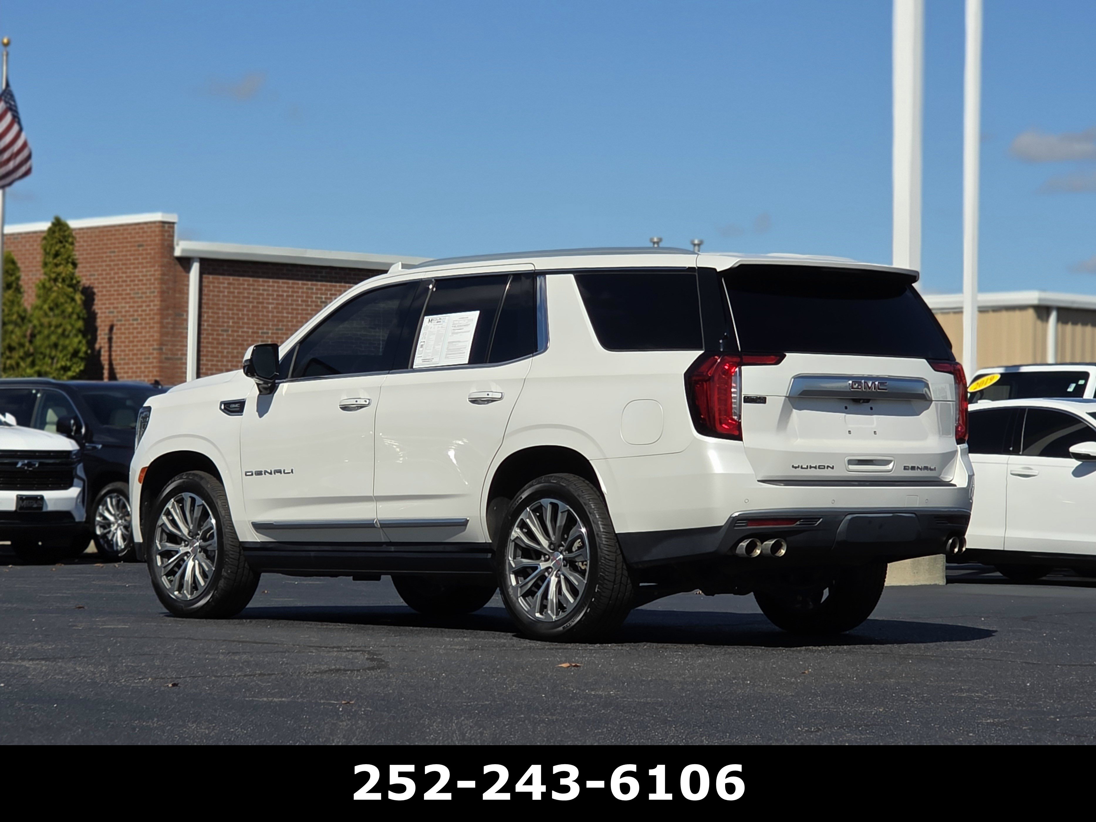 Used 2021 GMC Yukon Denali w/ Denali Premium Package AWD/4WD image 5