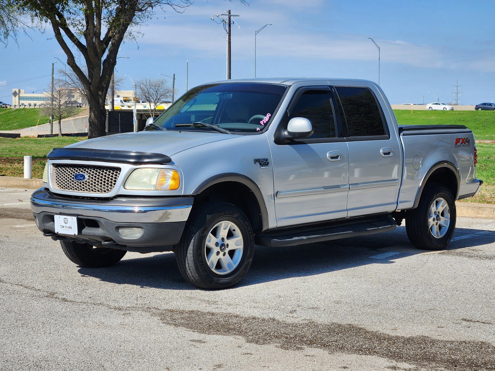 Used 2002 Ford F150 XLT image 2