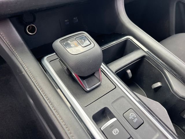 Used 2022 Nissan Pathfinder SV image 21