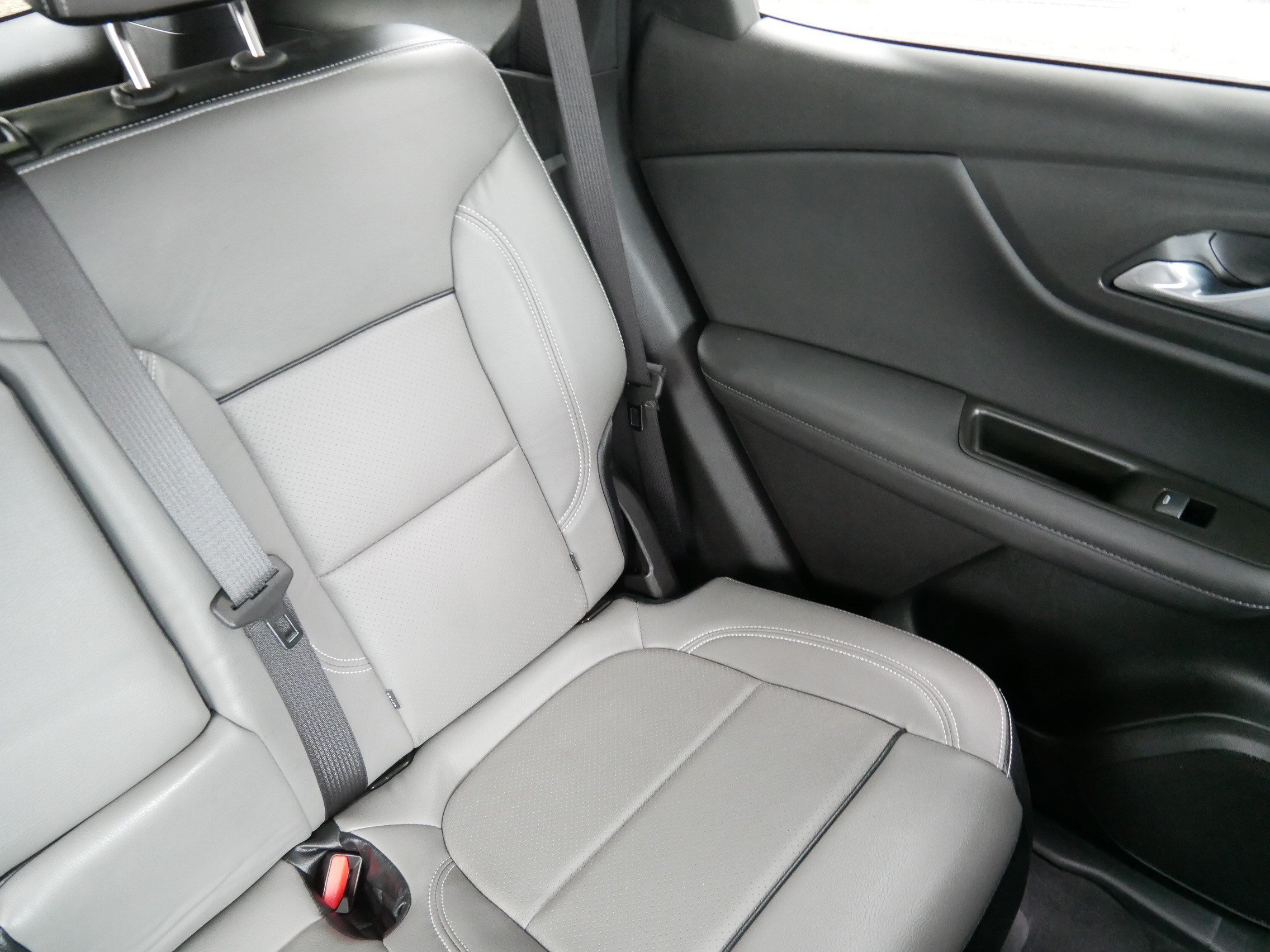 Used 2019 Chevrolet Blazer LT AWD/4WD image 14