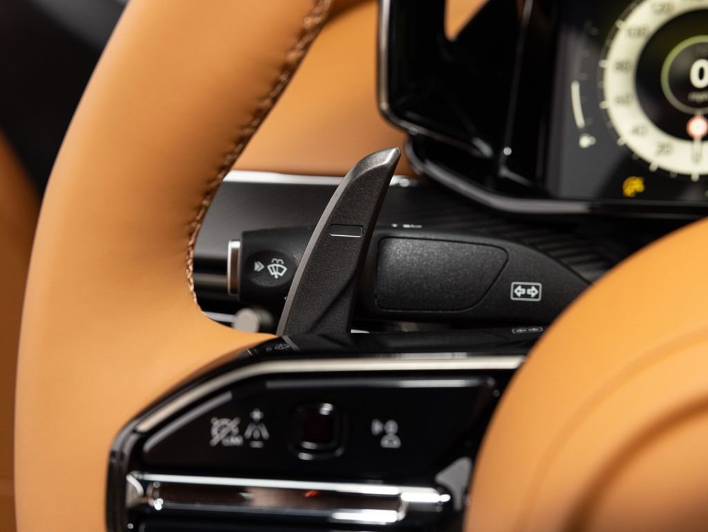 New 2026 Aston Martin V8 Vantage S image 35