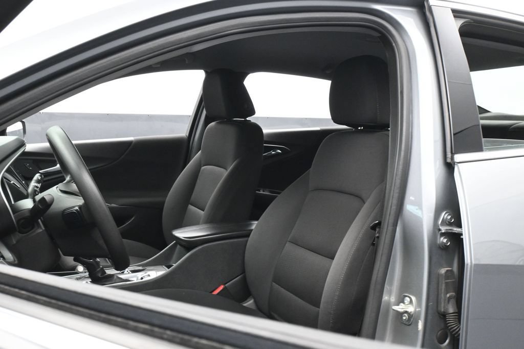 Used 2024 Chevrolet Malibu LT FWD image 10