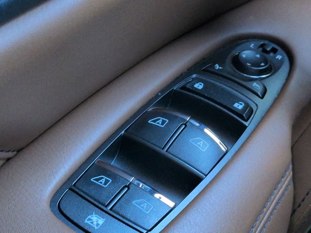 Used 2022 INFINITI QX80 Sensory w/ Cargo Package RWD image 27