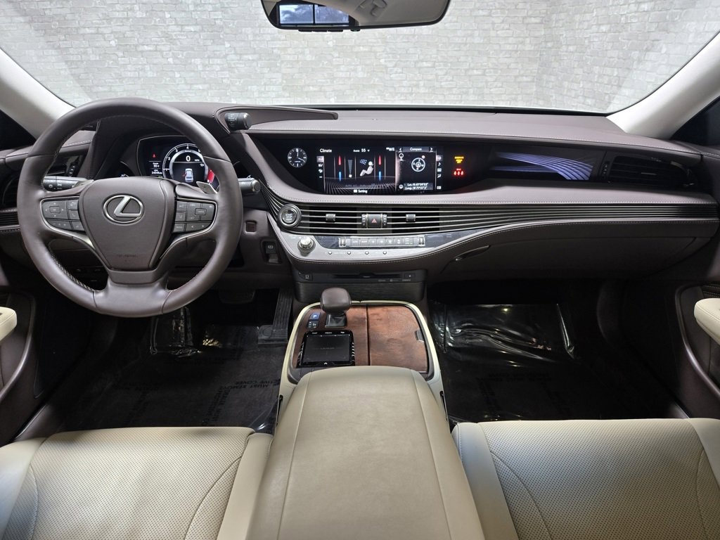 Used 2019 Lexus LS 500 image 37