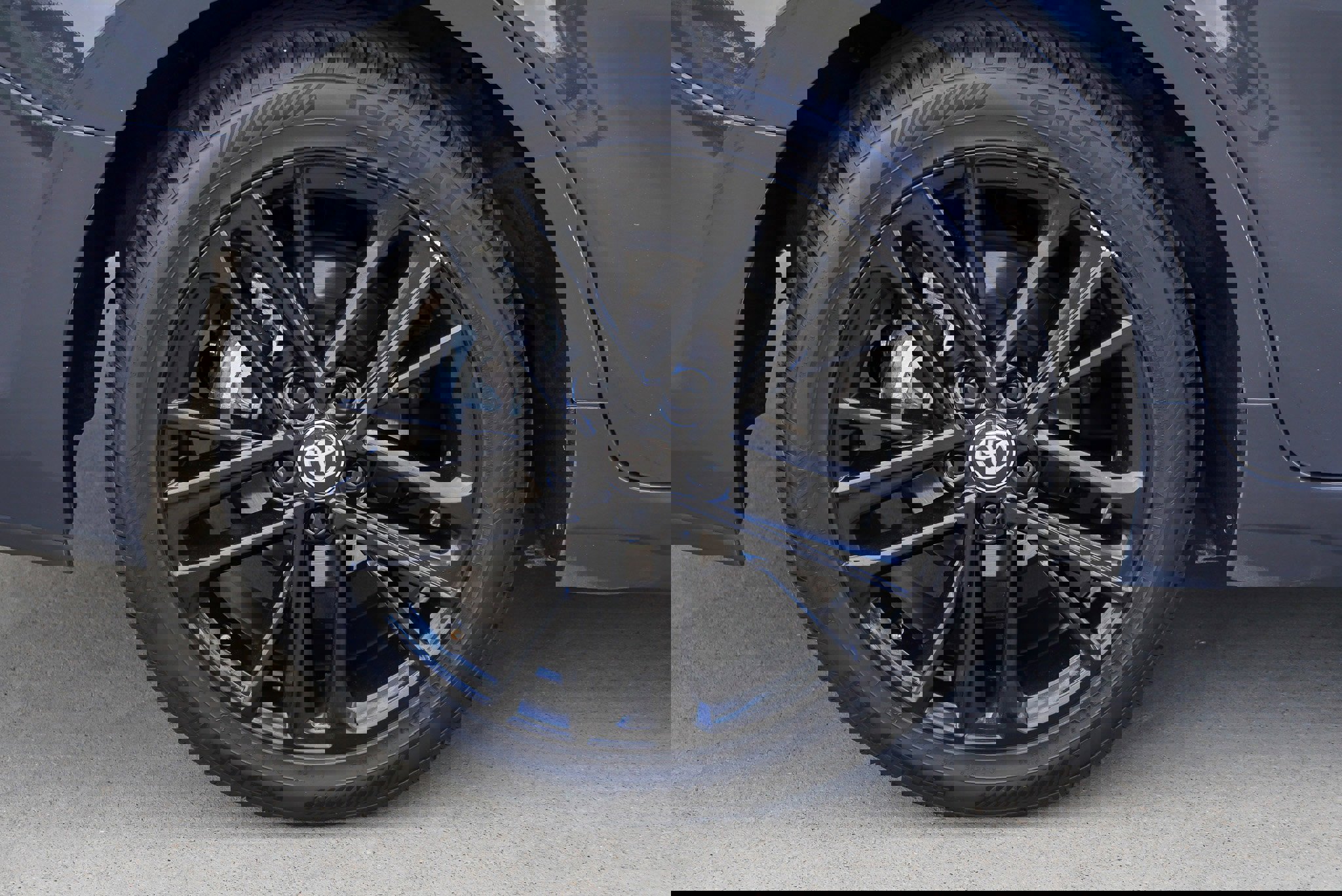 Certified 2025 Toyota Camry SE AWD/4WD image 11