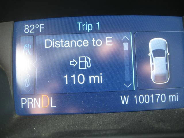 Used 2014 Ford Focus SE w/ SE Winter Package image 24