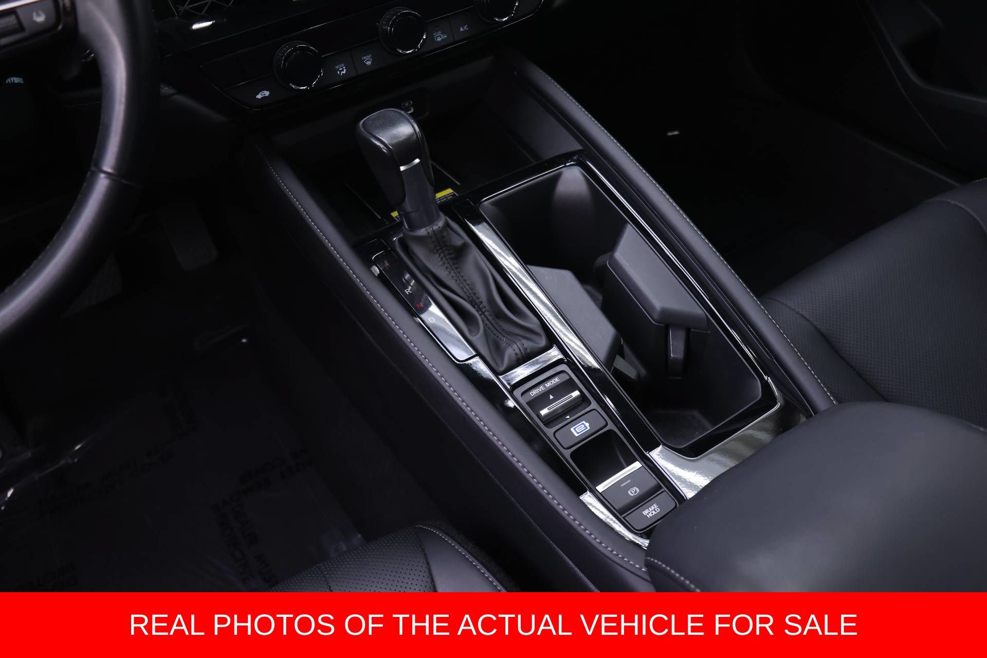 Used 2024 Honda Accord Touring image 12