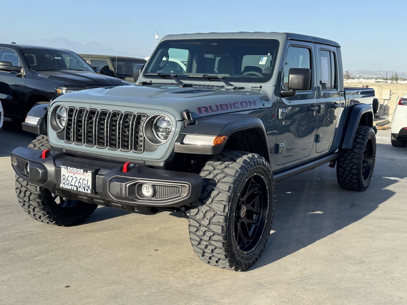 Certified 2026 Jeep Gladiator Rubicon AWD/4WD image 4