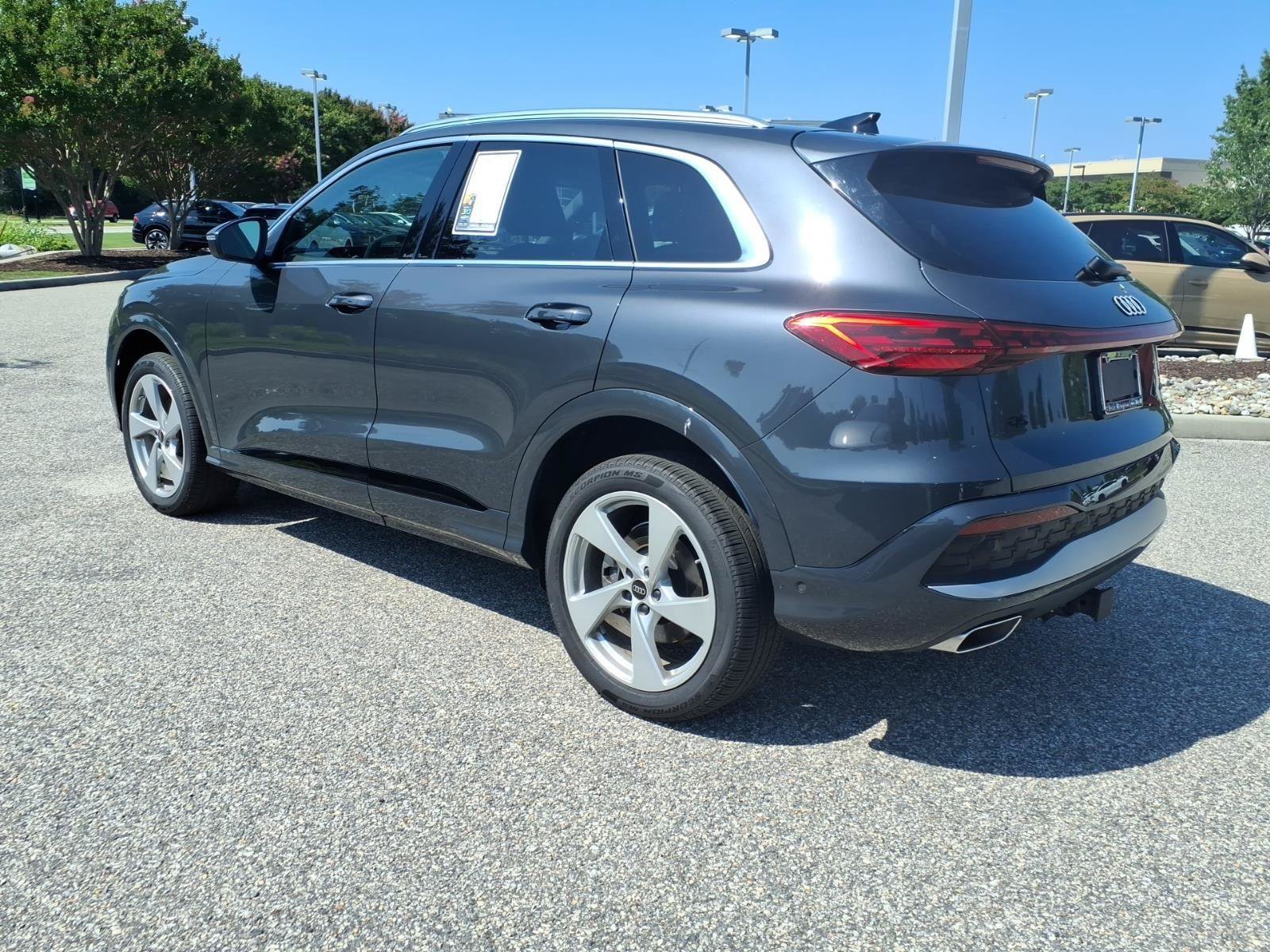 Certified 2025 Audi Q5 Premium Plus w/ Premium Plus AWD/4WD image 8