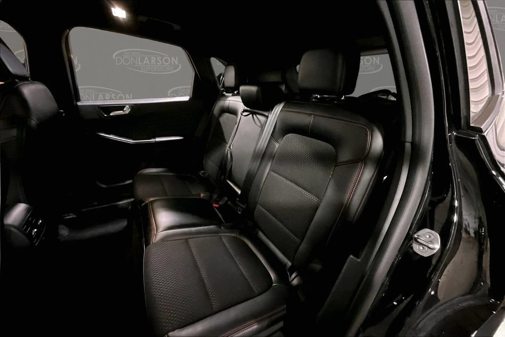 Used 2025 Ford Escape ST-Line AWD/4WD image 16