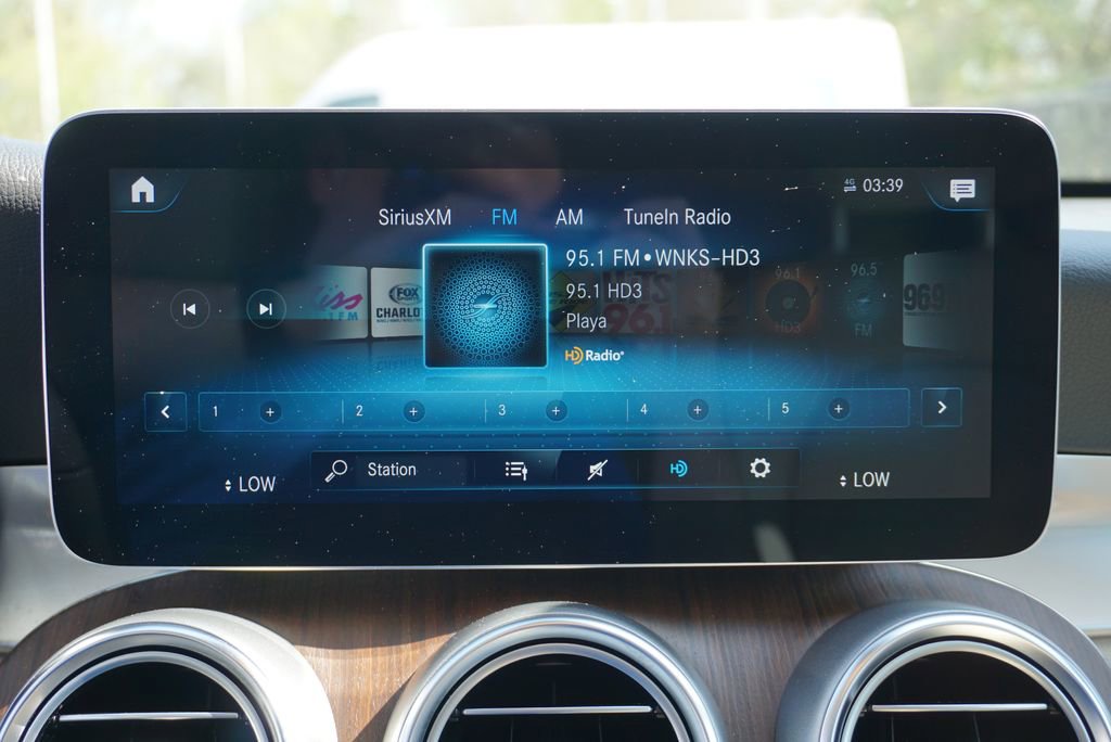 Used 2022 Mercedes-Benz GLC 300 4MATIC Coupe image 26